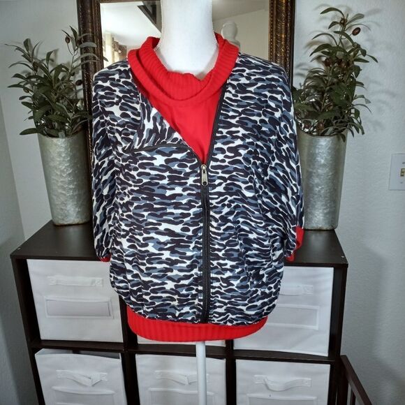 FASHION BLACK & GRAY LEOPARD PRINT JACKET W RED TURTLENECK DICKI EUC - Picture 1 of 5